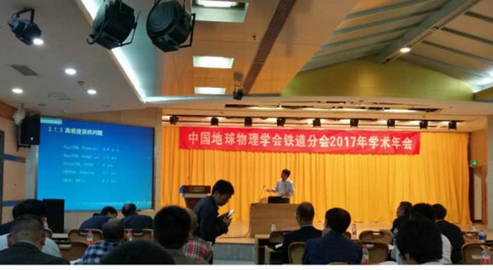 090716683.jpg 090716683.jpg