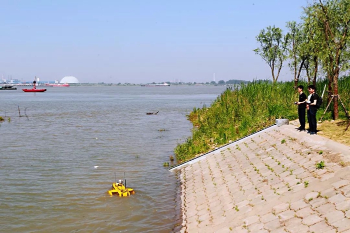 085508135.jpg 085508135.jpg