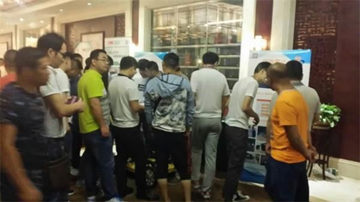 090114744.jpg 090114744.jpg