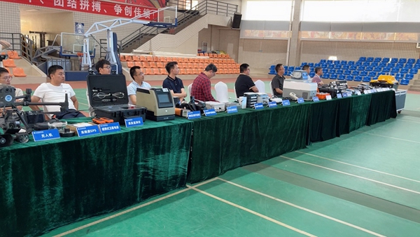 195901122.jpg 195901122.jpg